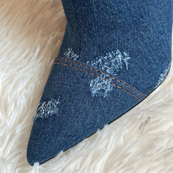 Nine West NWOB Denim & Jeweled High Heeled Stiletto Pointed Toe Bootie Size 7 - Picture 6 of 14